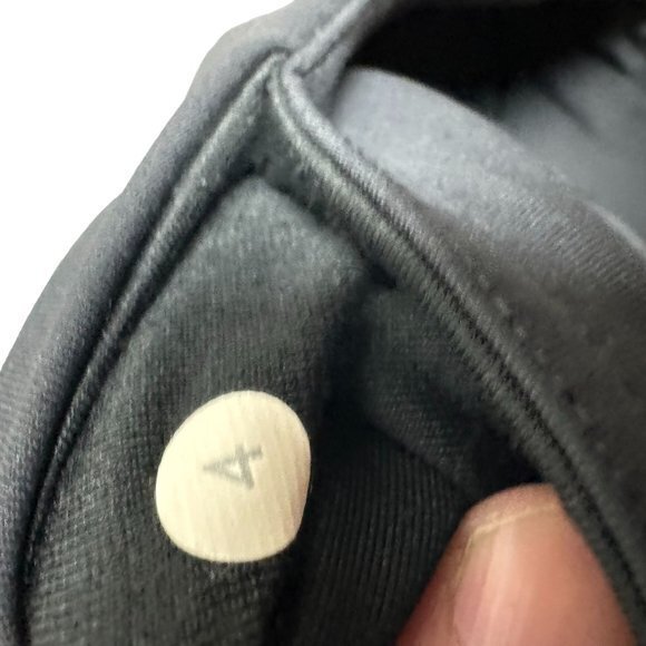 Lululemon Womens Size 4 Black‎ Casual Workout Capri Leggings - Picture 4 of 6